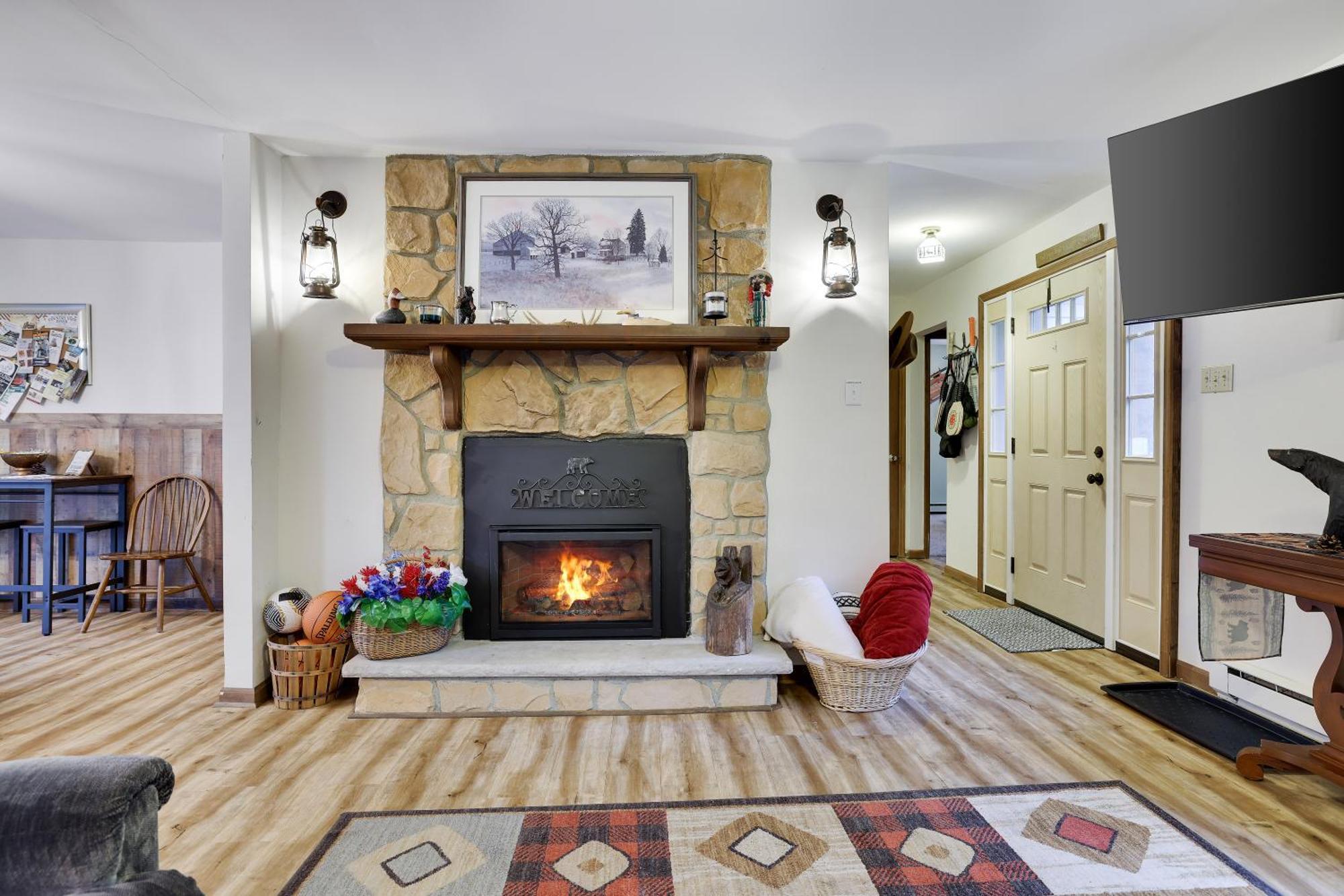Serenity And Fun All In One In This Cozy Pocono Cabin Джим-Торп Екстер'єр фото