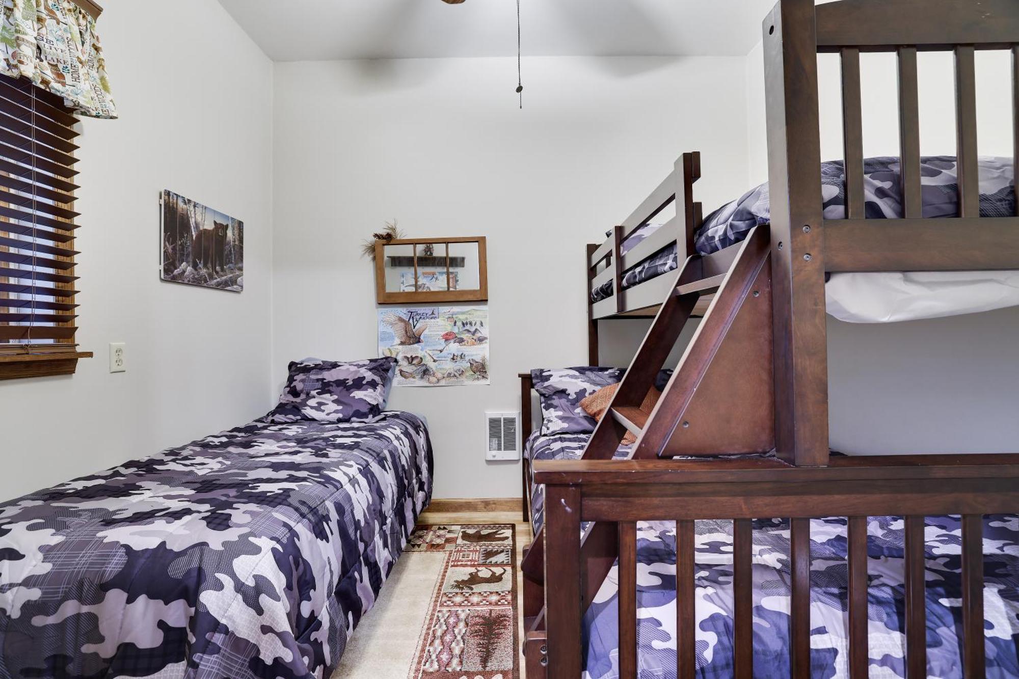 Serenity And Fun All In One In This Cozy Pocono Cabin Джим-Торп Екстер'єр фото